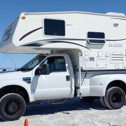 2008 F350 with 2008 Artic Fox 1140