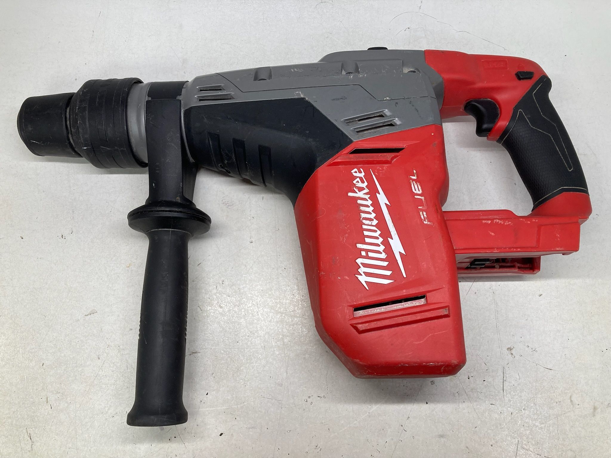 Milwaukee 2717-20 M18 FUEL 18V Brushless Cordless 1-9/16" SDS-Max Rotary Hammer (Tool-Only)