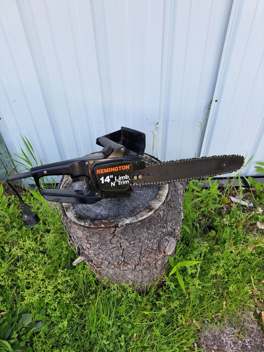 Remington Corded Electric Chain Saw