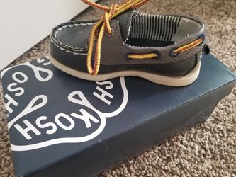 Oshkosh B'gosh shoes for toddler