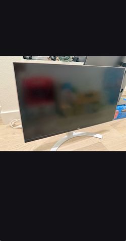 4K LG 27inch monitor