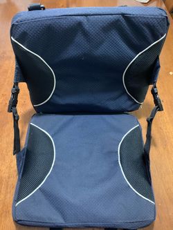 Folding stadium seat