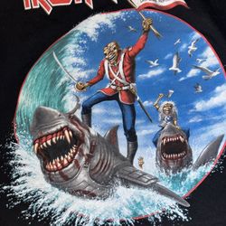 Iron Maiden T-shirt Size Large Men’s $60