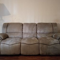 Oversized Heavy Duty Double Recliner Couch 