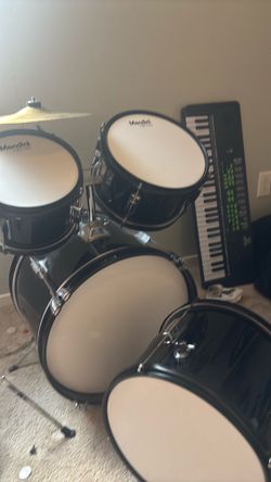 Mendini Jr drum set