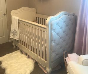 Upholstered 3 in 1 Crib