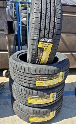 215/55R17 Headway Set Of 4 New Tires