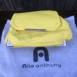 Nila Anthony Handbag