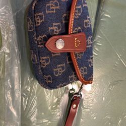 Dooney Bourke Wrist Pouch 