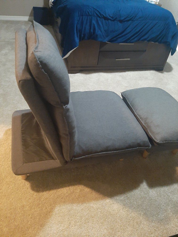 Adjustable Back Chaise Lounge Chair and Ottoman 