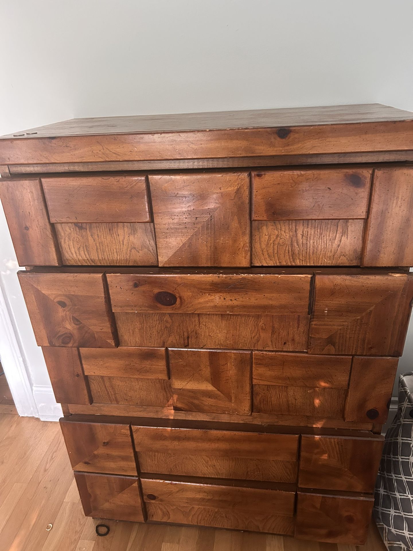 Big Dresser