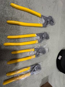 Pliers set