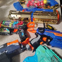Nerf / X shot Toy Guns