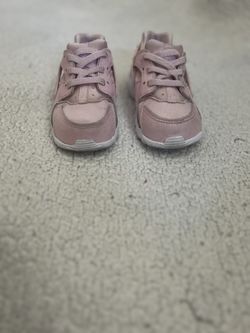 Toddler Size US 8 NIKE Haunche