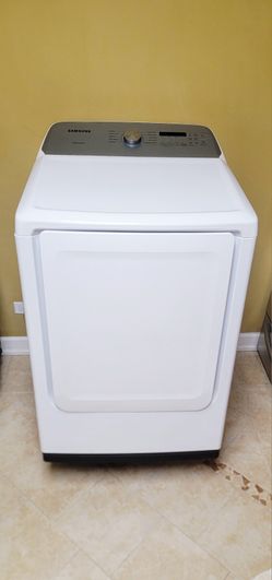 ELECTRIC DRYER 240V LIKE NEW 