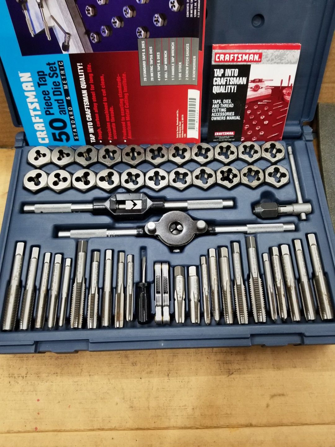 Craftsman 9-52381 USA 50 Piece SAE & METRIC Tap & Die Set NEW
