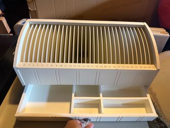 Office mail organizer