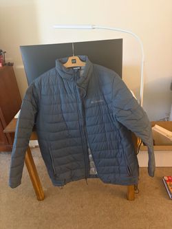 Columbia Puffer Jacket - Large