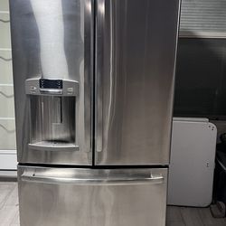 GE Refrigerator