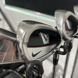 Nike Victory Red Full Cavity Iron Set (4i - 9i, PW)
