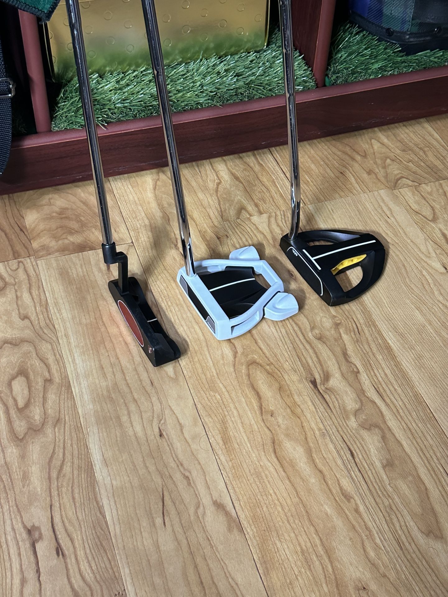 TaylorMade & Cleveland Left Handed Putters 35” Golf Clubs
