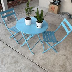 Patio Set Good Condition