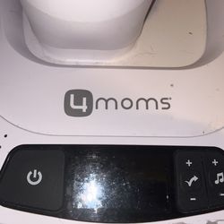 4moms MamaRoo Multi-Motion Baby Swing, Bluetooth Enabled with 5 Unique Motions, Black