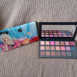 Kylie Jenner Sipping Pretty Pressed Powder Palette