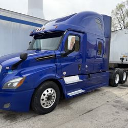 2019 Freightliner Cascadia 