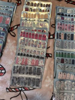 Lily And Fox Nail Strips