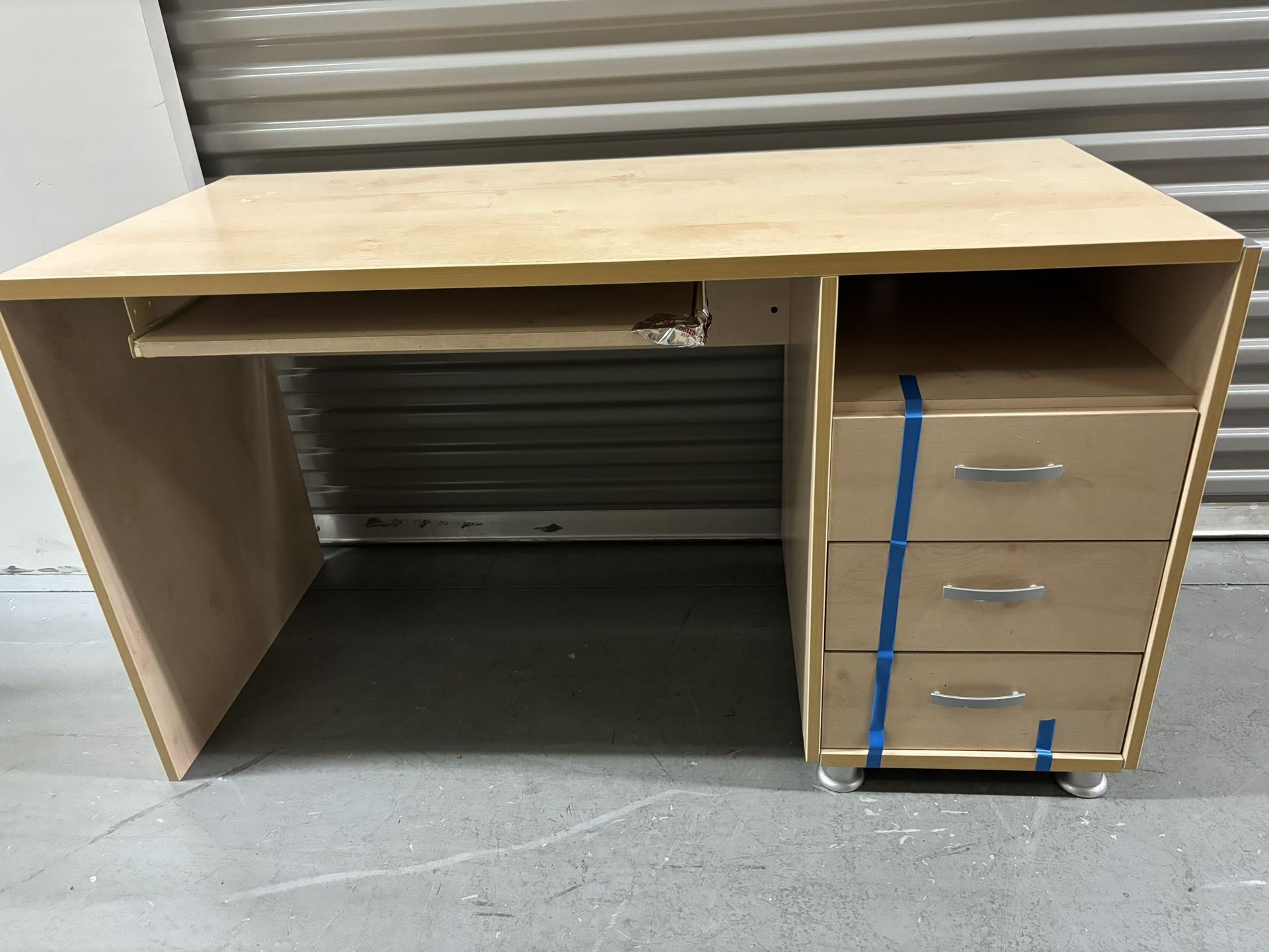 Desk FREE Tan Kids/Teen 