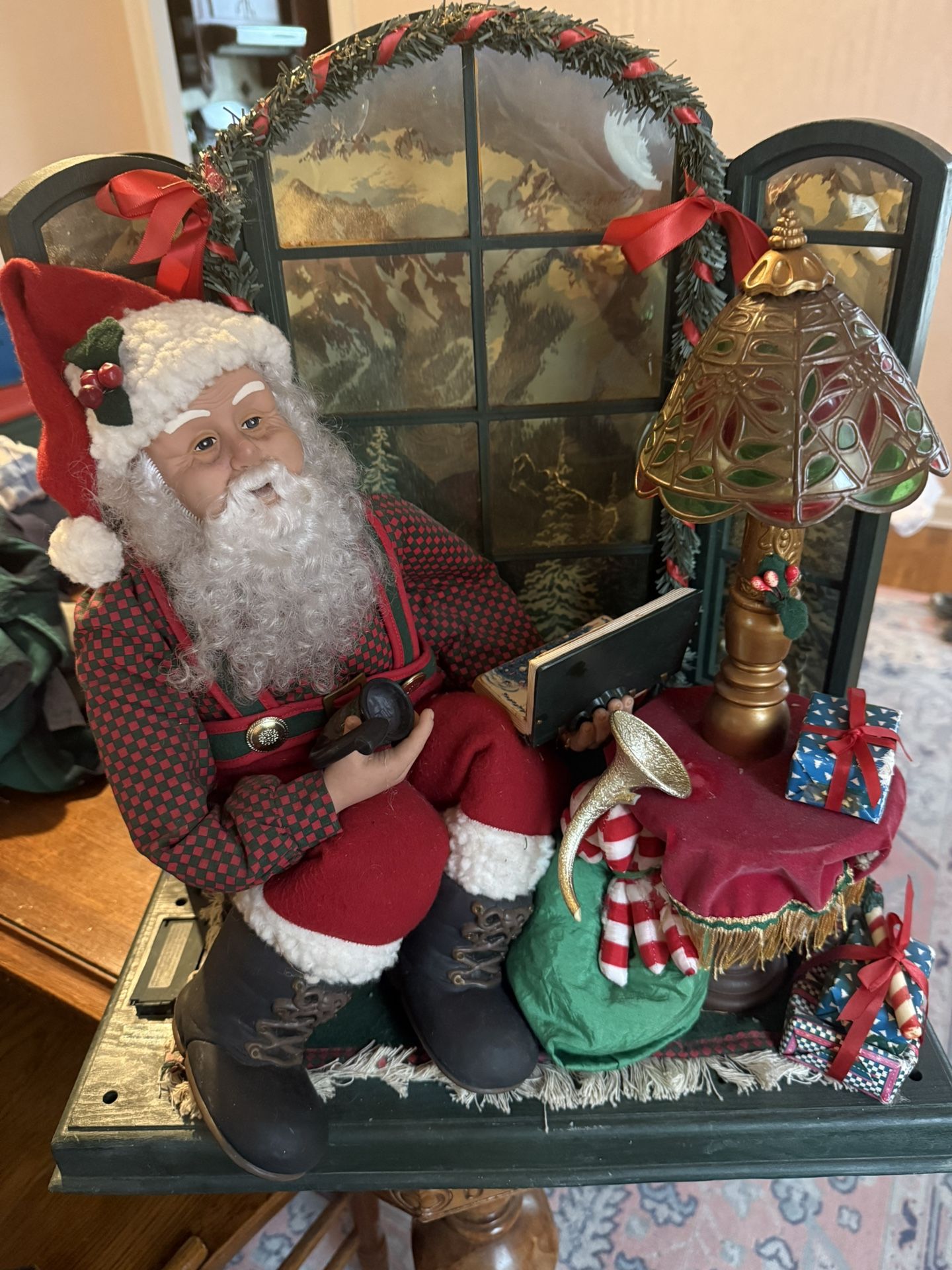 Vintage Santa Decor