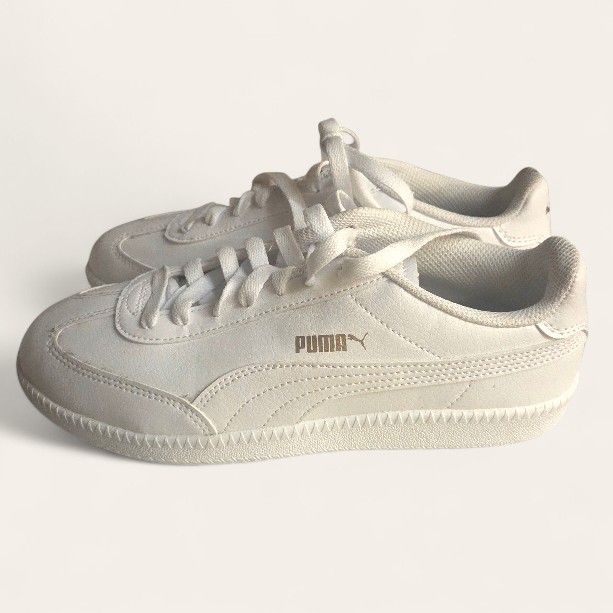 PUMA Roma Women's Sneakers – White, Size 8