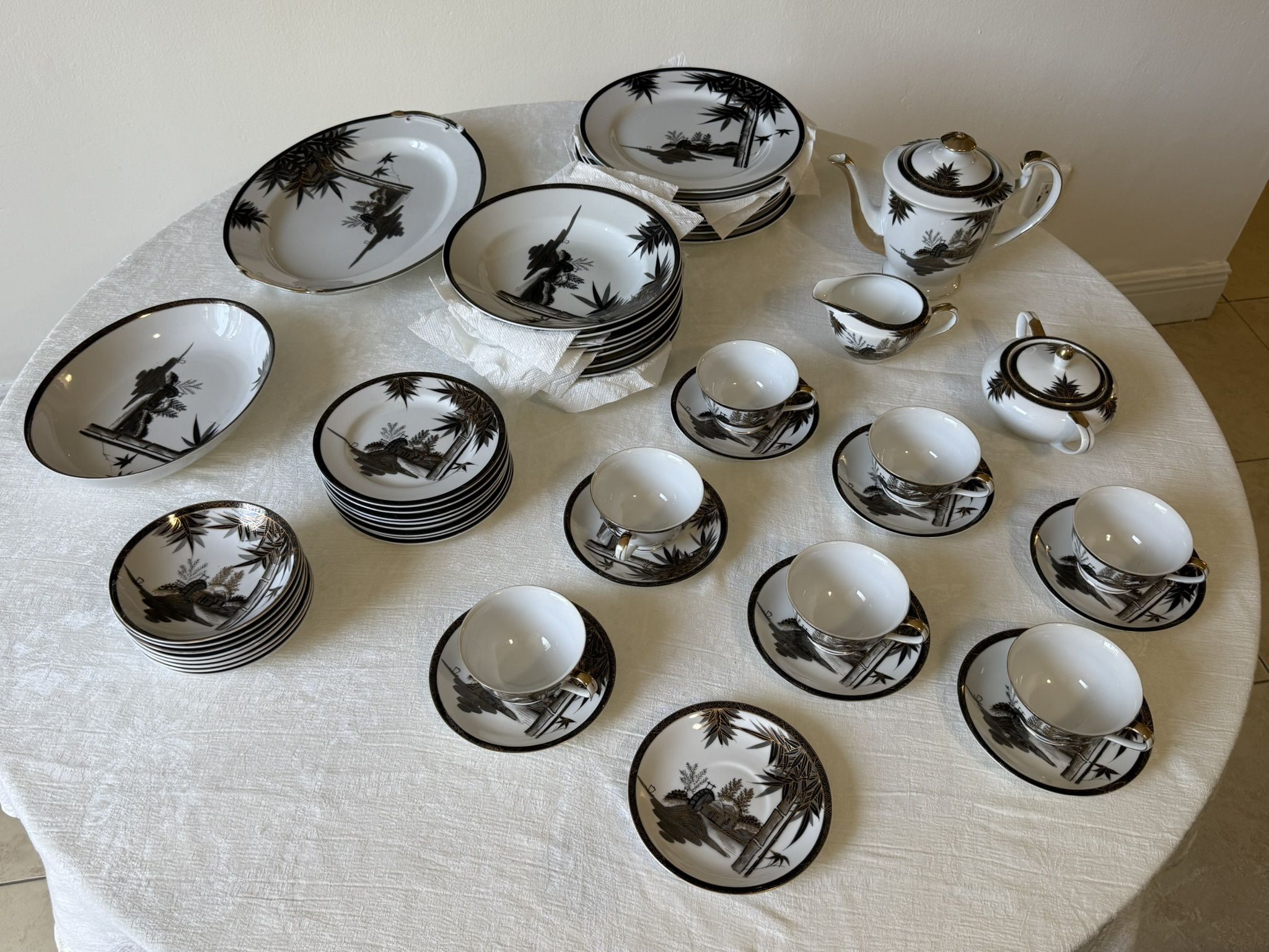 Vintage Japanese Kutani Hayasi Fine China 53 Piece Dinnerware Set – Service for 8 – Gold Trim