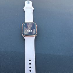 Apple Watch SE 