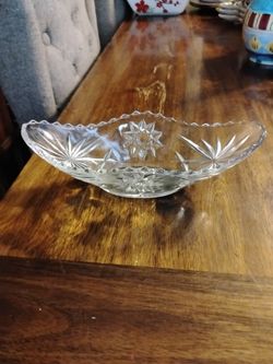 Vintage Hocking Crystal Early American Prescott 9 3/8" gondola dish set of 2
