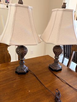 Set of two metal table lamps