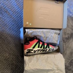 Adidas Dame 6
