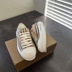 Burberry Shoes  