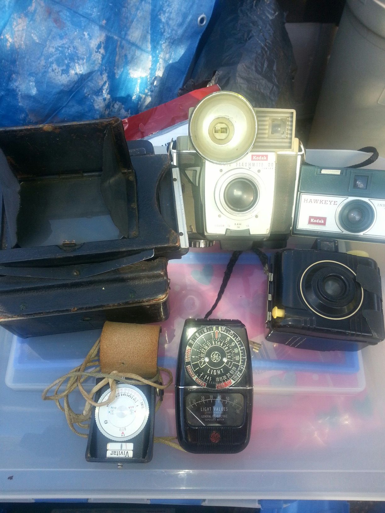 Vintage cameras the lot....Only 40