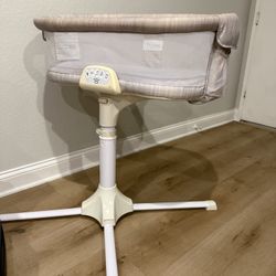 Bassinet Halo Swivel Sleeper 