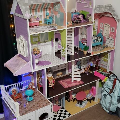 Kidkraft Grand Estates Dollhouse for Sale in Londonderry, NH - OfferUp