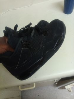 Size 10 black cats