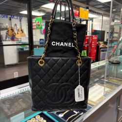Vintage Chanel Grand Shopping TOTE bag (GST) caviar leather w/ 24ky plated hardware.  AUTHENTIC