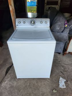 Tons of Household Items 