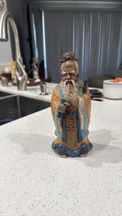 Porcelain Japanese statues