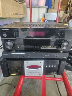 Monster Power 7000, Panamax M4000, Pioneer Audio/video Mukti Channel Reciever
