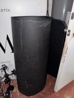 40 Foot Aisle Runner Black