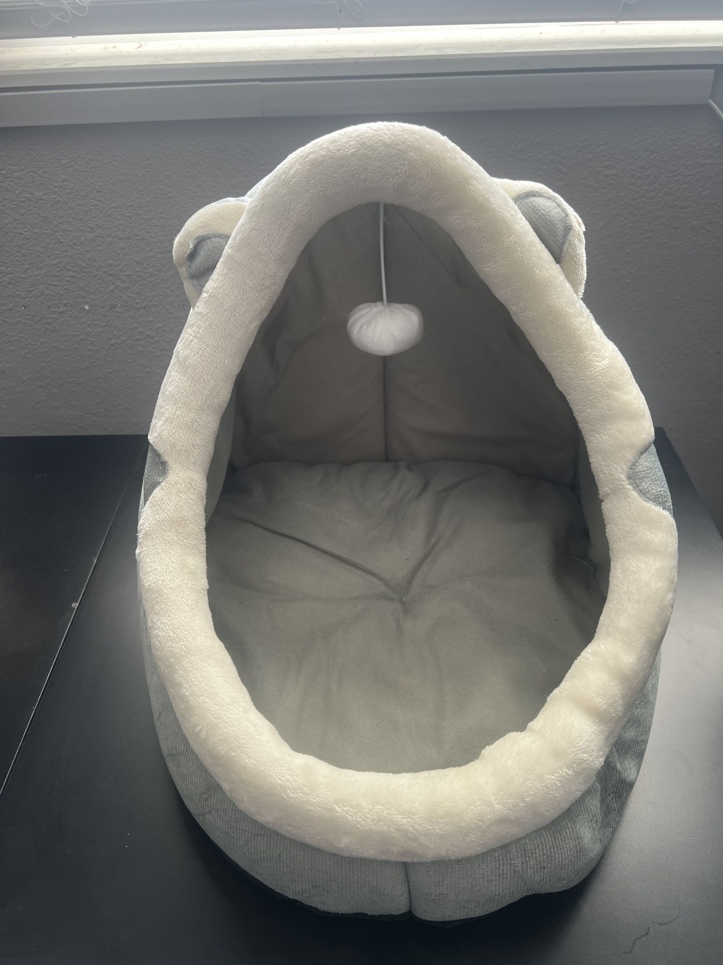 Gray cat ear bed with ball toy