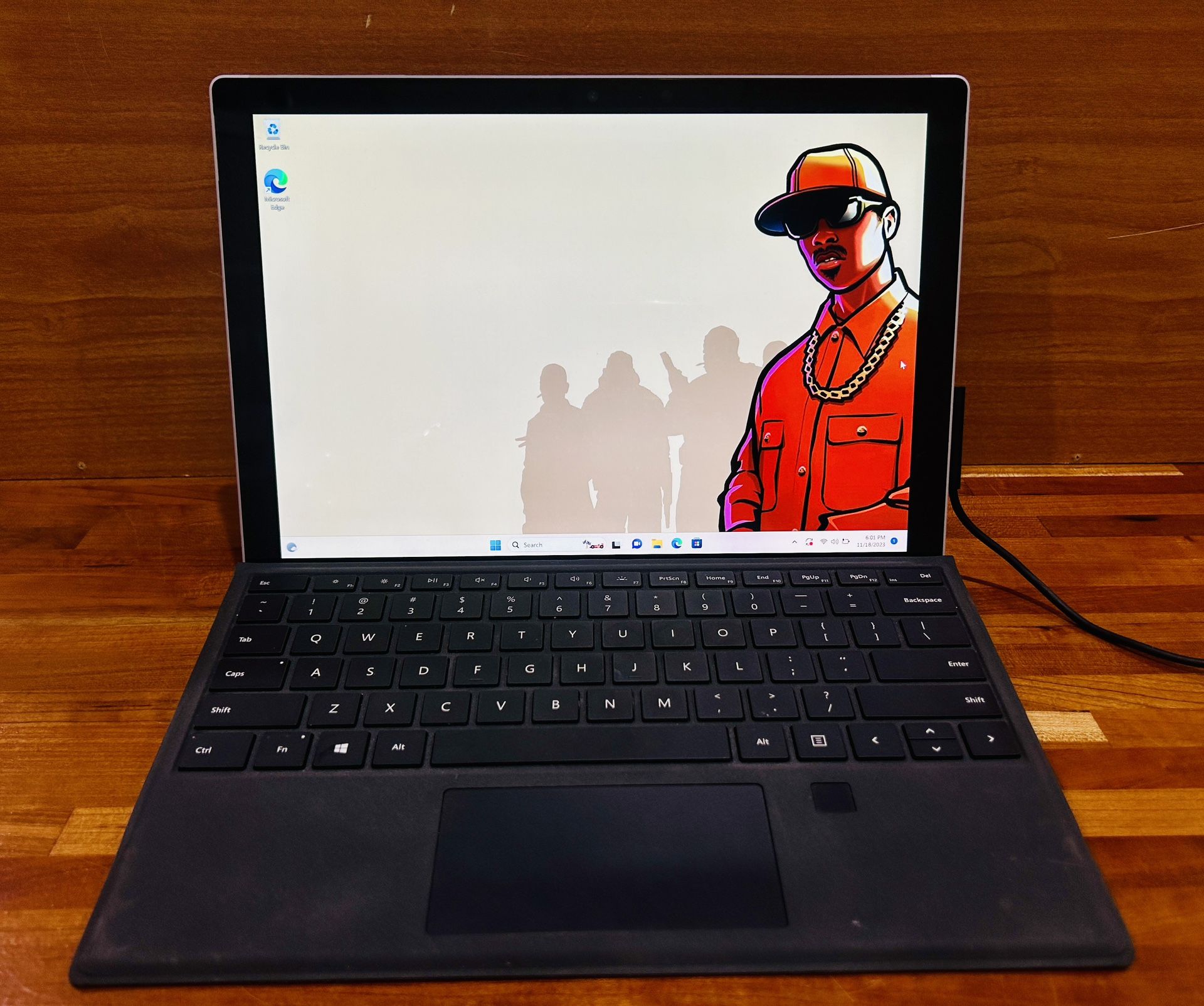 Microsoft Surface Pro intel Core i5 16GB RAM 256 SSD